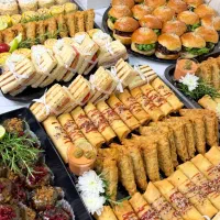 فینگرفود و سینی مزه