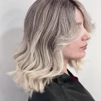 استخدام رنگ و لایت کار به شرط آموزش|استخدام درمانی، زیبایی، بهداشتی|فردیس, نسترن شرقی|دیوار