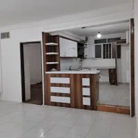 آپارتمان/طبقه اول/باپارکینگ/کف قیمت منطقه