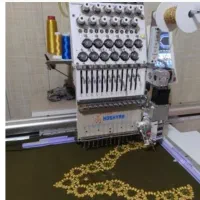 یک دستگاه گلدوزی صنعتی تک کله قیطان دار
