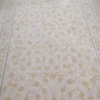 فروش فرش ۹ متری نقش برجسته طلایی رنگ