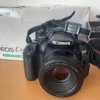 کانن 650d با لنز ۵۰ فیکس