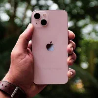 اپل iPhone 13 با حافظهٔ ۱۲۸ گیگابایت