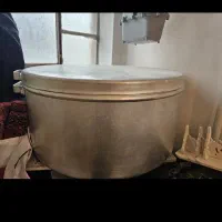 دیگ روحی|ظروف پخت‌وپز|قم, باغ پنبه|دیوار