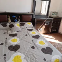 تخت خواب آینه و کنسول