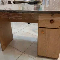میز تحریر و صندلی چرخدار