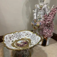 ظروف پذیرایی سرمه ای و گلبرجسته