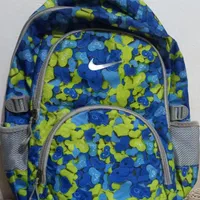 کوله پشتی زیبا وجا دار سه بعدی