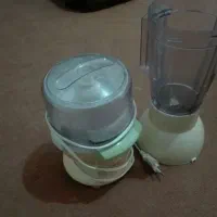 خرد کن و له کن همیلتون با پارچ