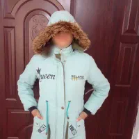 کاپشن دخترانه فیروزه ای و شنل دستبافت دخترانه