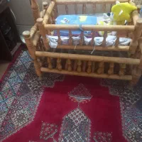 گهواره چوبی بهترین چوب ۳۵ سال پیش هنوز سالمه|تخت و سرویس خواب|اصفهان, شفق|دیوار