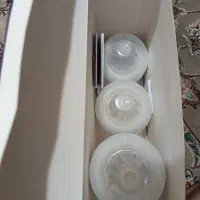 سه عدد شیشه شیر