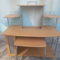 میز کامپیوتر