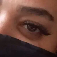 کاشت مژه ۱۵۰