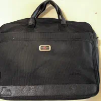 کیف اداری و لپ تاپ