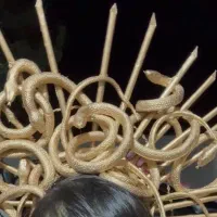 تاج مدوسا مناسب هالووین و نمایش