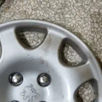 قالپاق پژو پارس|قطعات یدکی و لوازم جانبی|اصفهان, خواجه عمید|دیوار