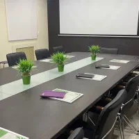 فروشنده تلفنی شرکت دالی