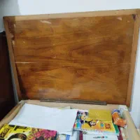 میز مطالعه از جنس چوب سخت