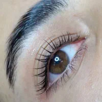 لیفت مژه و ابرو
