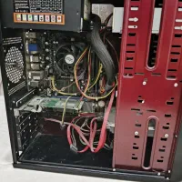 کامپیوتر به همراه مانیتور کیبرد موس کامل