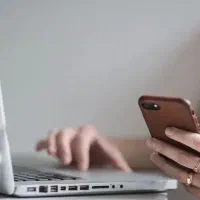 ادمین سناریو نویس هستم