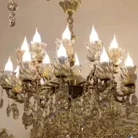 لوستربرنز۴و۵و۶و۸و ۱۰و۱۲شاخه در نمایش گاه کارمندان