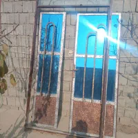 در ورودی هست