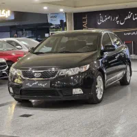 سراتو ۹۷ آپشنال آرکان خودرو.شعبه ایران مال