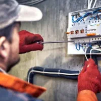 سیم کشی و برقکاری تضمینی و کمترین قیمت