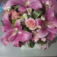 یک باکس گل شیک ، بزرگ ،زیبا سریع ارزان عصر امروز