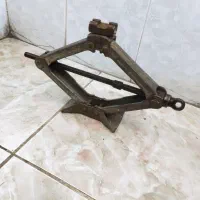 تایر ماشین / لاستیک پراید / جک
