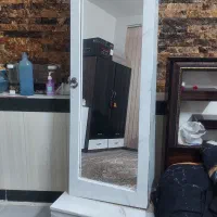 آینه قدی و کشو