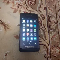 بلکبری Z10 با حافظهٔ ۱۶ گیگابایت