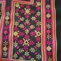 اینه جالار|لباس|چابهار, |دیوار