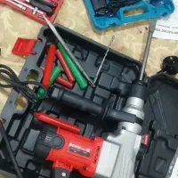 تعدادی لوازم دستگاه جوش. پیکور2کاره بوش|ماشین‌آلات صنعتی|گنبد کاووس, |دیوار