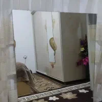 آینه ‌بدونه‌چهار‌چوب