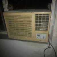 کولر پنجره ی کار کرده تمیز