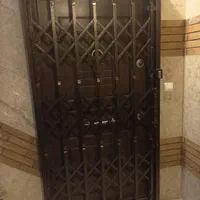 حفاظ اکاردیونی محافظ درب آپارتمان با قفل توکار|مصالح و تجهیزات ساختمان|تهران, خانی‌آباد|دیوار