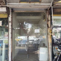 اجاره مغازه ۱۰ متری ، ۲۰ متر طبقه بالا