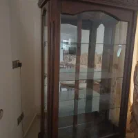 ویترین دیواری بزرگ