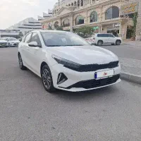 اجاره روزانه و ماهیانه انواع خودرو..لوکس و اقتصادی