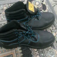 کفش ایمنی سبک نو فقط پانصد هزار سایز۴۳|کیف، کفش، کمربند|ایوان, |دیوار