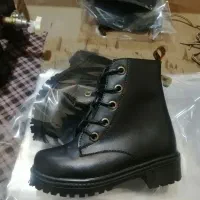 چکمه.کفش.نیم ساق.بچگانه.زمستونی|کفش و لباس بچه|مشهد, ثامن|دیوار