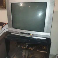 تلوزیون ۲۹ اینج پاناسونیک اصلی با میز تلوزیون سالم