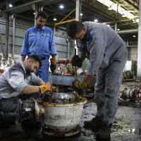 استخدام نیروی کار فنی