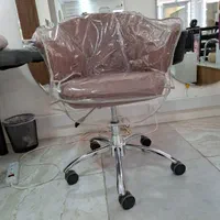 صندلی چرخدار دار وجک دار و آینه دیواری|آرایشگاه و سالن‌های زیبایی|تهران, بهار|دیوار