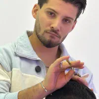 آموزش ارایشگری