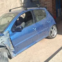 206 تیپ 5 تصادفی