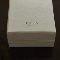دستبند چرمی از برند درسا با نگین سواروسکی